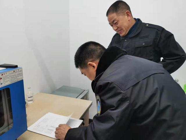 吃得安心!岳阳严把集中式消毒餐饮具卫生安全关